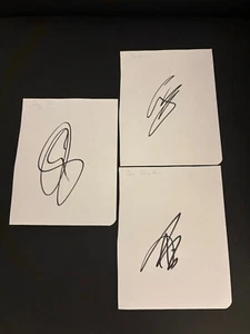 TOKIO HOTEL original Autogramm Tom, George, Gustav ca. 14,5x18cm Blatt - Bild 1 von 1