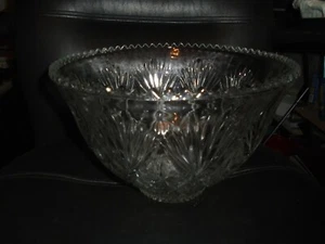 PUNCH BOWL VETRO TAGLIO VINTAGE MODELLO STARBURST - Foto 1 di 3