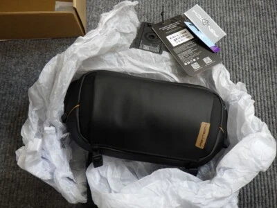 New PGYTECH OneGo Solo Sling Bag, Obsidian Black #P-CB-050 - Image 1 of 3