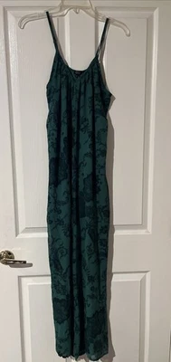 G.I.L.I. Macacão regata regular de chiffon verde pergaminho pequeno A399051 - Imagem 1 de 4