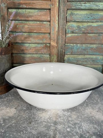 Vintage French European Large Enamel Wash Bowl Garden Planter Bird Bath Cover