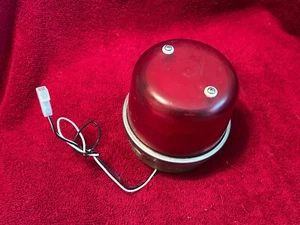 WHELEN FLASHER BEACON ASSY P/N 01-0790081-00 MISSING BOTTOM BASE - Imagen 1 de 6