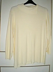 LADIES WHITE JUMPER SIZE 18 BUST 40 Inches - Picture 1 of 8