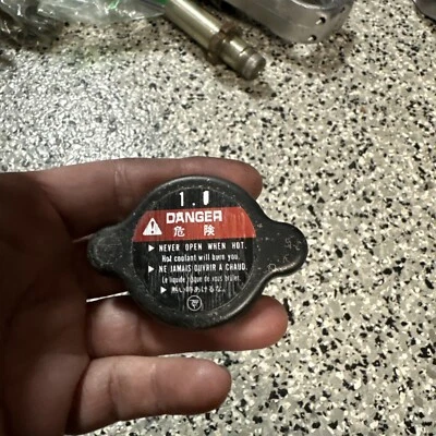 TAPA RADIADOR HONDA CR80 CR125 CR250 CR500 CRF450 ORIGINAL OEM Usado 19045-MZ1-621 Foto 1 de 2