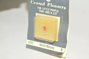 N scale people figures NJ International Crowd Pleasers 6252 Matildi Matronly - Picture 1 of 1