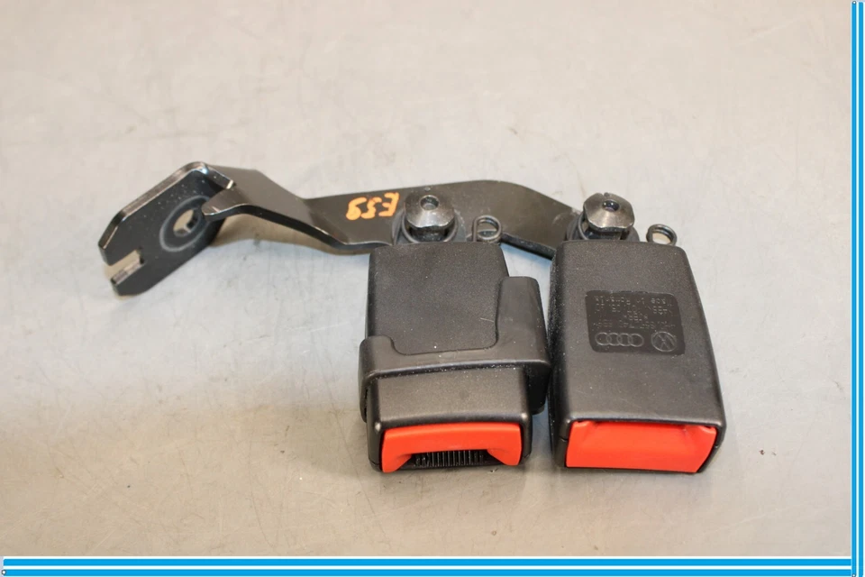 Receptor de hebilla doble centro trasero Audi A8 Quattro 11-18 OEM Foto 1 de 4