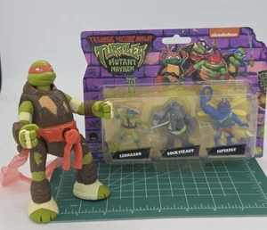 SET Teenage Mutant Ninja Turtles THROW N BATTLE Michaelangelo, Mutant Mayhem Set - Bild 1 von 15