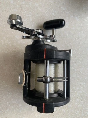 Daiwa Sealine SL175H 石墨水平风渔线轮 日本 — 第 1/3 张图片