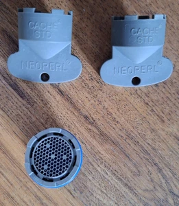 2 Serviceschlüssel von NEOPERL CACHE STD grau aus Kunststoff - Bild 1 von 4