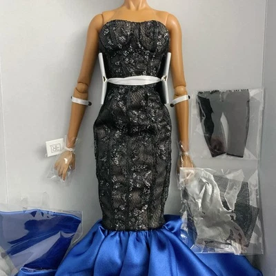 Integrity fashion Royalty toast to us adele blue trumpet dress gloves & veil - Image 1 of 4