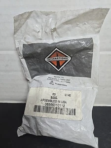 NOS Package Of 20 International/Navistar 06566310112  SEAL 7X34 9-ST/F - Bild 1 von 2