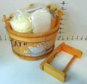 Vintage Kenyield 1998 Country Style Bathroom Wall Decor towel holder - Picture 1 of 2