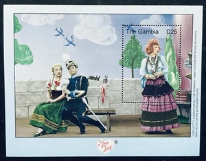 GAMBIA I LOVE LUCY STAMPS SS MNH 2001 LUCILLE BALL DESI ARNAZ VANCE COMEDIAN - Picture 1 of 1