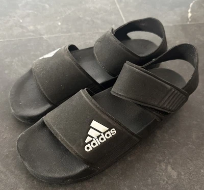 Adidas Boys Adilette Slides Slip On Flip Flops Sandals Beach Size 4  - Image 1 of 3