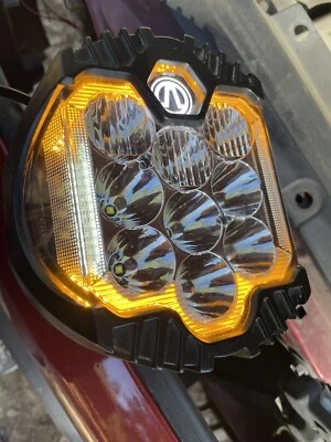 Suministro LED Monster Light 7 pulgadas probado funciona Foto 1 de 4