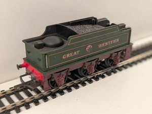 Tri-ang “Lord of the Isles” Tender – OO Gauge - Picture 1 of 5