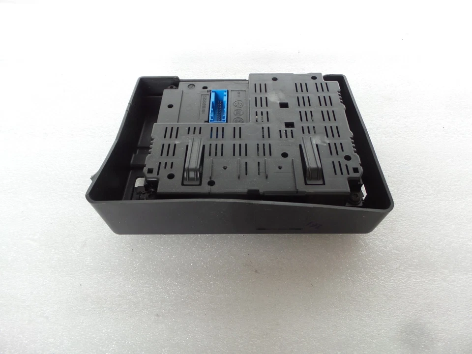 Centralina Bluetooth Fiat Bravo II 2 Tipo 198 1.6d ECU 51877615 555550311901 - Immagine 1 di 4