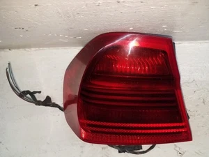 2006-2008 BMW 328i Left Rear Tail Light 7 161 955 (M328) - Foto 1 di 2