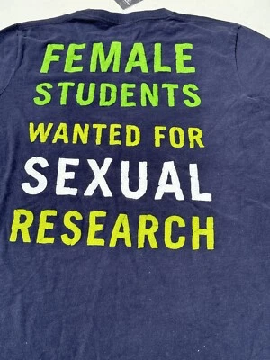 Camiseta Rara Prohibida De Colección Abercrombie and Fitch Humor Adulto Sacada de Estantes Foto 1 de 4