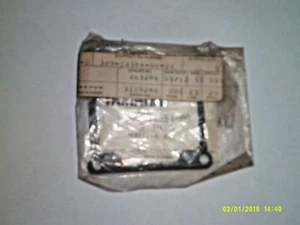 Yamaha RD 125/200 NOS Original Float Bowl Gaskets Set of (2) 389-14384-00 - Picture 1 of 1