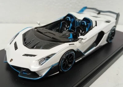 LAMBROGHINI SC20 2020 BIANCO SHINY  Looksmart LS518 - Immagine 1 di 2