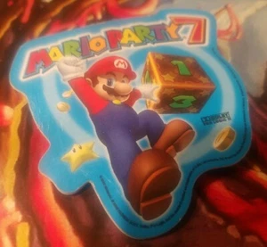 Mario Party 7 Nintendo EMPLOYEE Pin Button Promo RAR Gamecube Vintage - Bild 1 von 2