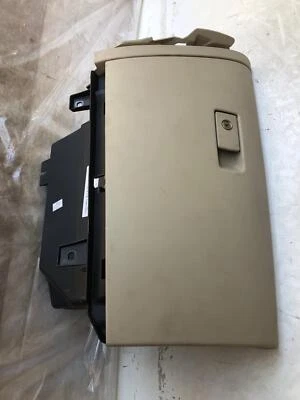 VOLVO S60 60 SERIES T5 2014-2018 compartimento para guantes caja de almacenamiento tablero de instrumentos OEM Foto 1 de 4