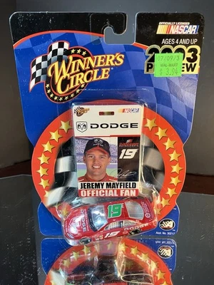 Dodge Intrepid 2003 Jeremy Mayfield #19 concesionarios Dodge vista previa oficial para fanáticos 1:64 Foto 1 de 3