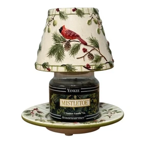 Yankee Candle Keramik Cardinals in Pine Tree Jar Topper und Teller und Wachskerze - Bild 1 von 15