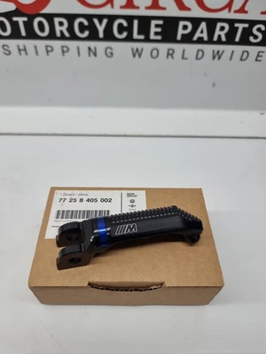 Reposapiés derecho conductor BMW S1000 R/RR y M1000 R/RR 18'-26' (77258405002) Foto 1 de 3