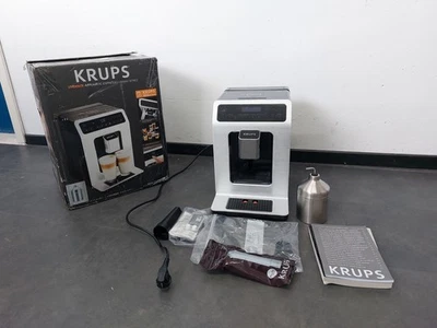 Krups Evidence Plus EA894T Kaffeevollautomat - Titanium - Bild 1 von 4