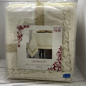 Oblong Tablecloth NEW NWT Target Gold Trim Modern 60 x 120 Made in India - Picture 1 of 5