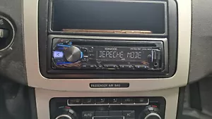 autoradio marca kenwood modello kdc-161u legge cd mp3 usb potenza 50x4 a 1 rca - Foto 1 di 10