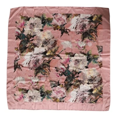 DOLCE & GABBANA Scarf Pink Silk Floral Print Square Foulard 92cm x 90cm 420usd - Image 1 of 4