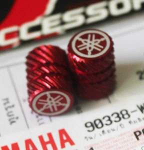YAMAHA GENUINE WHEEL VALVE DUST CAP SET OF TWO RED HALF KNURLED FINISH - Picture 1 of 2