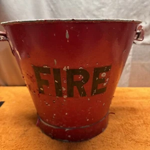 X•Vintage Galvanized Bucket Painted Red With FIRE In Black Ideal For Kindling - Picture 1 of 9