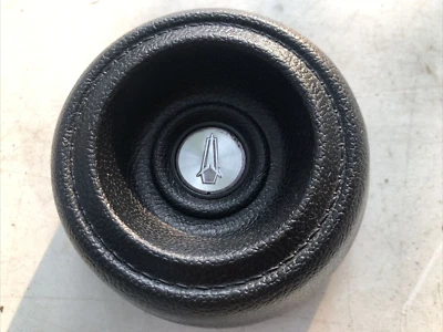 70 74 PLYMOUTH EMBLEM DUSTER GTX SATELLITE STEERING WHEEL HORN CAP BLACK 3467478 - Image 1 of 4