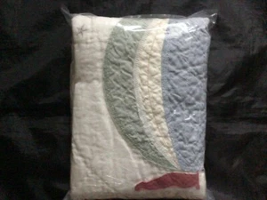 POTTERY BARN KIDS HOT AIR BALLON BABY/TODDLER QUILT MULTI NEW NO TAG - Picture 1 of 2