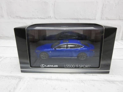 Modellino auto Lexus LS500 F Sport 1/43 blu metallizzato in miniatura nuovo - Immagine 1 di 4