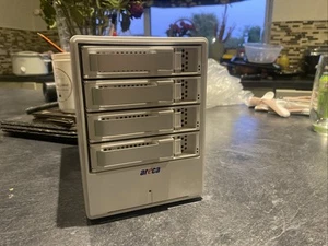 Areca Storage Raid, Tower, Drive Etc 4hard Drive Slots. - Photo 1/10