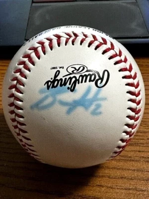 ¡BÉISBOL CON LOGOTIPO DE CERVECEROS AUTOGRAFIADO FIRMADO POR BILL HALL!  Milwaukee Brewers! Foto 1 de 2