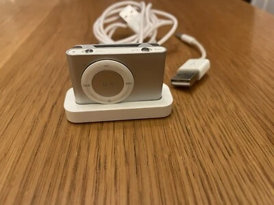 Apple iPod Shuffle 2nd Generation. 1 GB.A1204 Silver With Charge Dock. VINTAGE.  - Image 1 of 4