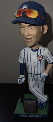 CHICAGO CUBS - KRIS BRYANT 2015 ROOKIE OF THE YEAR BOBBLEHEAD - 2016 MLB SGA Cover