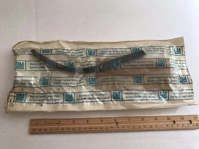 Новый из старых запасов GM 1966-1967 Buick с двигателем 340ci V8 - уплотнение прокладки впускного коллектора #1374880 - Изображение 1 из 4