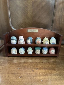 Dolls of the World Thimble Collection Limited Edition - Picture 1 of 3
