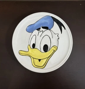 Disney Donald Duck 9” Decorative Ceramic Wall Plate Hand Painted Vintage - Picture 1 of 11