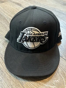 New Era 59Fifty SnapBack Los Angeles Lakers Black & White Cap - Picture 1 of 4