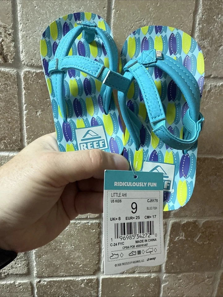 Sandalias chanclas Reef Little Boys 9 EE. UU. Niños Little Ahi Blue Fish Beach Foto 1 de 4