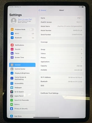 Apple iPad Pro 3.ª generación 256 GB, Wi-Fi, 11 pulgadas -Gris espacial- Paquete Foto 1 de 4