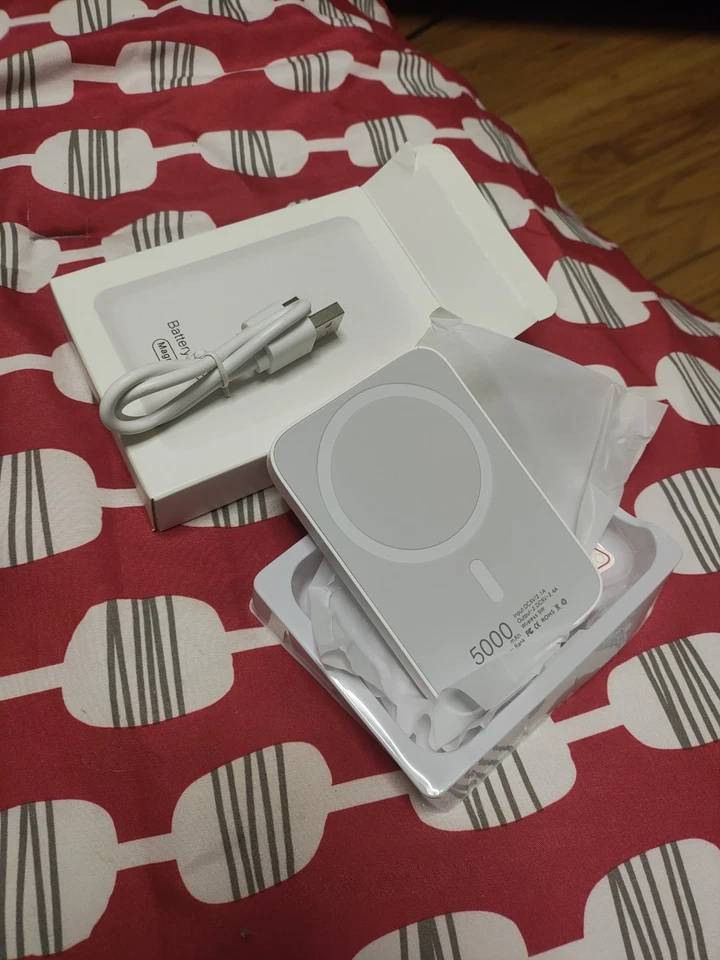 5000 magnetic Power bank Wireless - White - Image 1 of 1